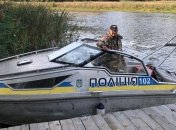 В Чернобыль по воде: в Украине открыли туристические маршруты (Фото)