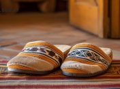 С тапками существует много примет и практических советов