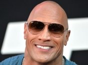 Актер Дуэйн Джонсон опубликовал забавный ролик с маленькой доченькой (Видео) 