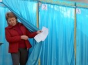 Партия Назарбаева побеждает на выборах в Казахстане