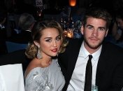 Майли Сайрус и Лиам Хемсворт тайно сыграли свадьбу