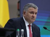У Зеленського хочуть відставки Авакова, але не знають, як це зробити: сценарії і ризики
