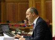 Парубий назвал спекуляцией дискуссии вокруг закона об образовании