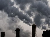 Азаров предупредил об увольнении чиновников за холодные батареи