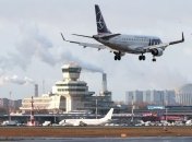 В аэропорту Варшавы два самолета совершили аварийную посадку