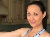 Евгения Власова продемонстрировала стройную фигуру