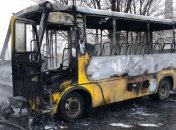 Автобус "Днепр - Кривой Рог" загорелся на ходу и выгорел дотла (фото и видео)