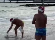 Купальный сезон уже открыт: появилось видео пляжа в Одессе 1 января