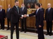 Испания сформирует правительство меньшинства без левых и националистов