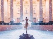 Самые красивые платья на фоне самых красивых мест в мире (Фото)