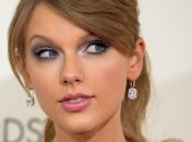 Тейлор Свифт снялась в милой рекламе (Видео)