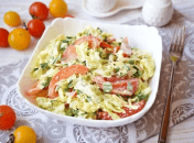 Мясной салат с пекинской капустой