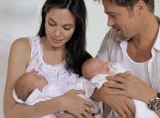 Плюс один: Анджелина Джоли и Брэд Питт усыновят беженца из Сирии