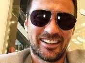 Милевский отправился в деревню на "отдых с цыпочками"