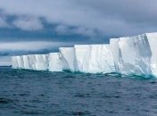 NASA обнаружила в Антарктиде огромное талое озеро