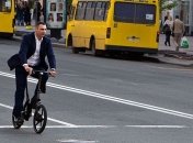 Кличко пересел на велосипед (Фото)