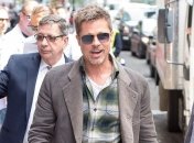 Исхудавший Брэд Питт поразил странным нарядом