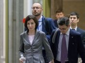 Молдова: Новый премьер призывает "поддержать новое законное правительство"