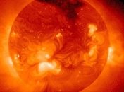 Оборудование NASA засняло НЛО на солнечной орбите (Видео)