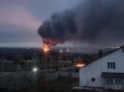 Многие проснулись от взрывов около четырех утра