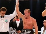 Узелков нокаутирует Мароси, Терешкин сильнее Педюры