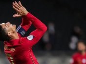 Довольный Роналду показал свою новую индивидуальную награду (Фото) 