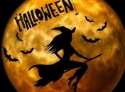 В этот день принято устраивать настоящие карнавалы "нечистой силы"