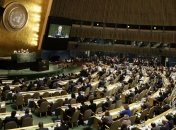 Генассамблея ООН призывает прекратить боевые действия в Сирии