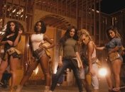 Определены самые популярные клипы уходящего года (Видео) 