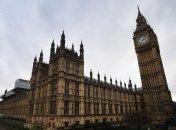 Левоцентристы Британии теряют рейтинг доверия избирателей