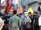 На Банковой собираются активисты, чтобы устроить "народный суд" Зеленскому (фото)