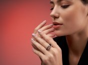 Модный маникюр выведет ваш образ на новый уровень