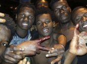 В Испанию из Марокко нелегально прорвались еще 350 нелегалов