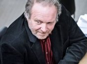 Депутату в Финляндии назначили штраф за избиение и сексуальные домогательства