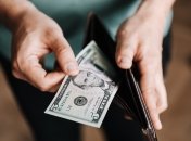 Чтобы привлечь в свою жизнь деньги — нужно получать от них удовольствие и комфорт