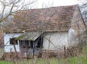 Закинутий будинок, де виявили труп чоловіка