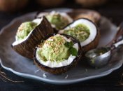 Морозиво з авокадо з ромом