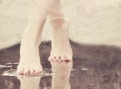 Идиопатическая ходьба: опасна ли и о чем свидетельствует хождение на носочках у детей