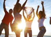 Почему человек ищет друзей?