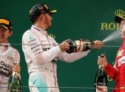 Нико Росберг обвинил Льюиса Хэмилтона 