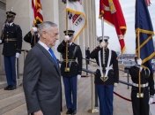 "Сохраняйте веру в нашу страну": Мэттис написал прощальное письмо военным США