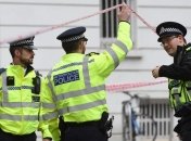 Мужчина взял заложников в развлекательном центре в Британии