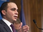 Кандидат в президенты ФИФА требует отчет о коррупции в организации