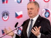 Президента Словакии оштрафовали на три месячные зарплаты