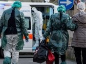 В Днепре обозначили дома с коронавирусными больными