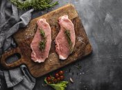 Важный этап приготовления жареного мяса