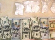 В Киеве владелец кальян бара сбывал в своем заведении кокаин