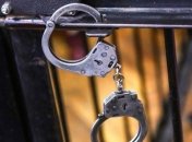 В Кривом Роге суд наказал мужчину за то, что тот надел футболку 