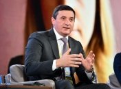 Підручників бракує, а вчителі опираються новим підходам. Чи буде освіта України, як на Заході?