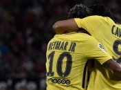 В "ПСЖ" отрицают, что обещали Кавани бонус за уступки Неймару